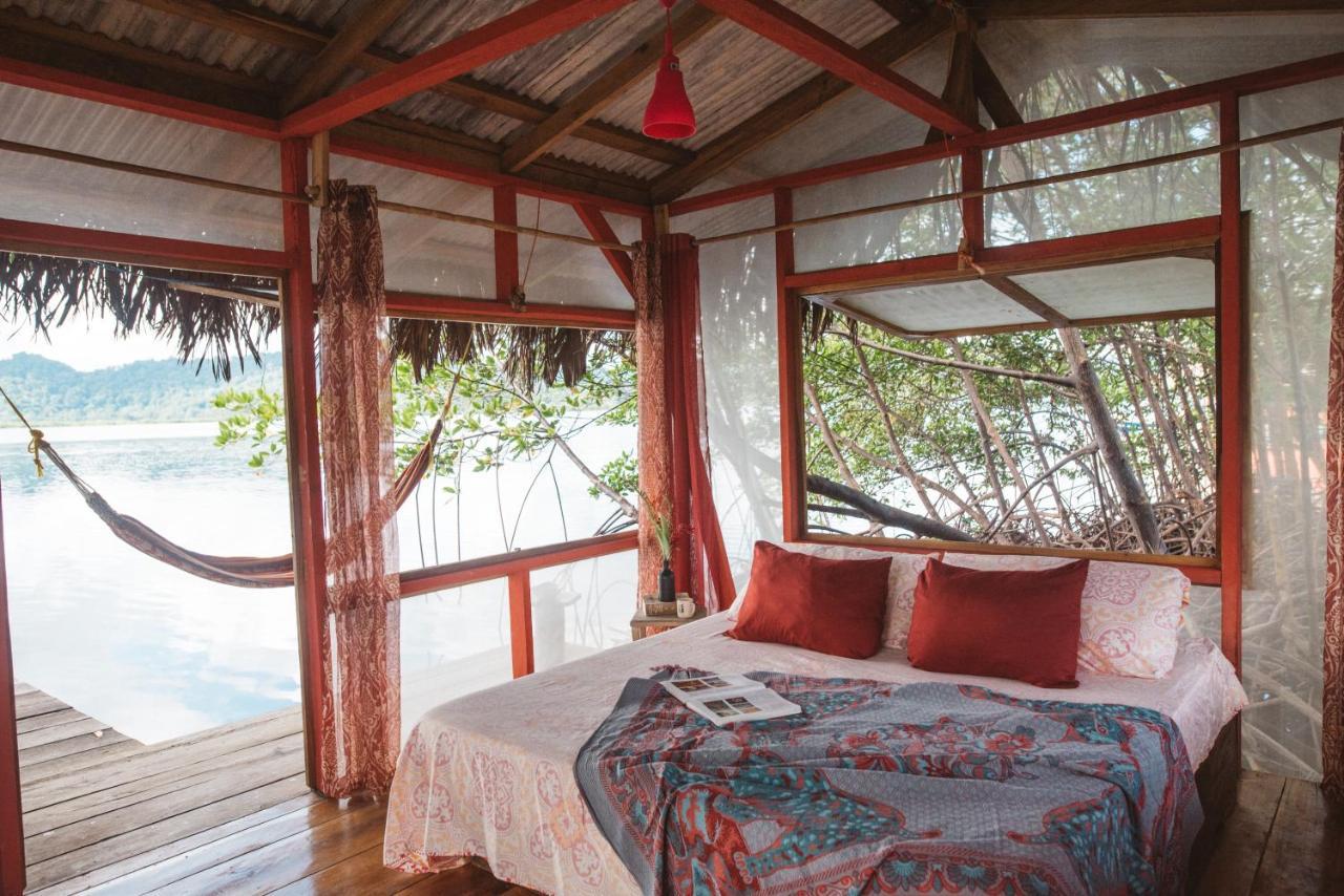 Hotel CocoVivo Bocas del Toro Exterior foto